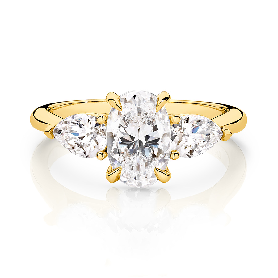 Three-Stone-Pear-shape-YG-wb
